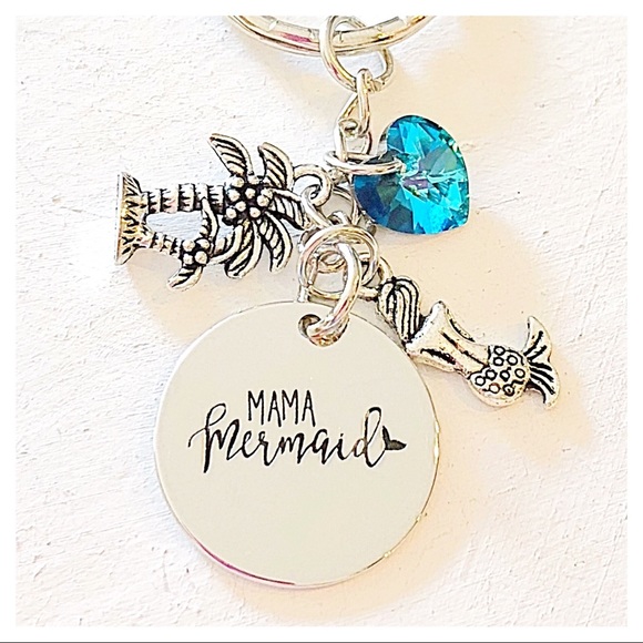 Personalized 🧜🏻‍♀️ Mama Mermaid Silver Keychain - Picture 2 of 3